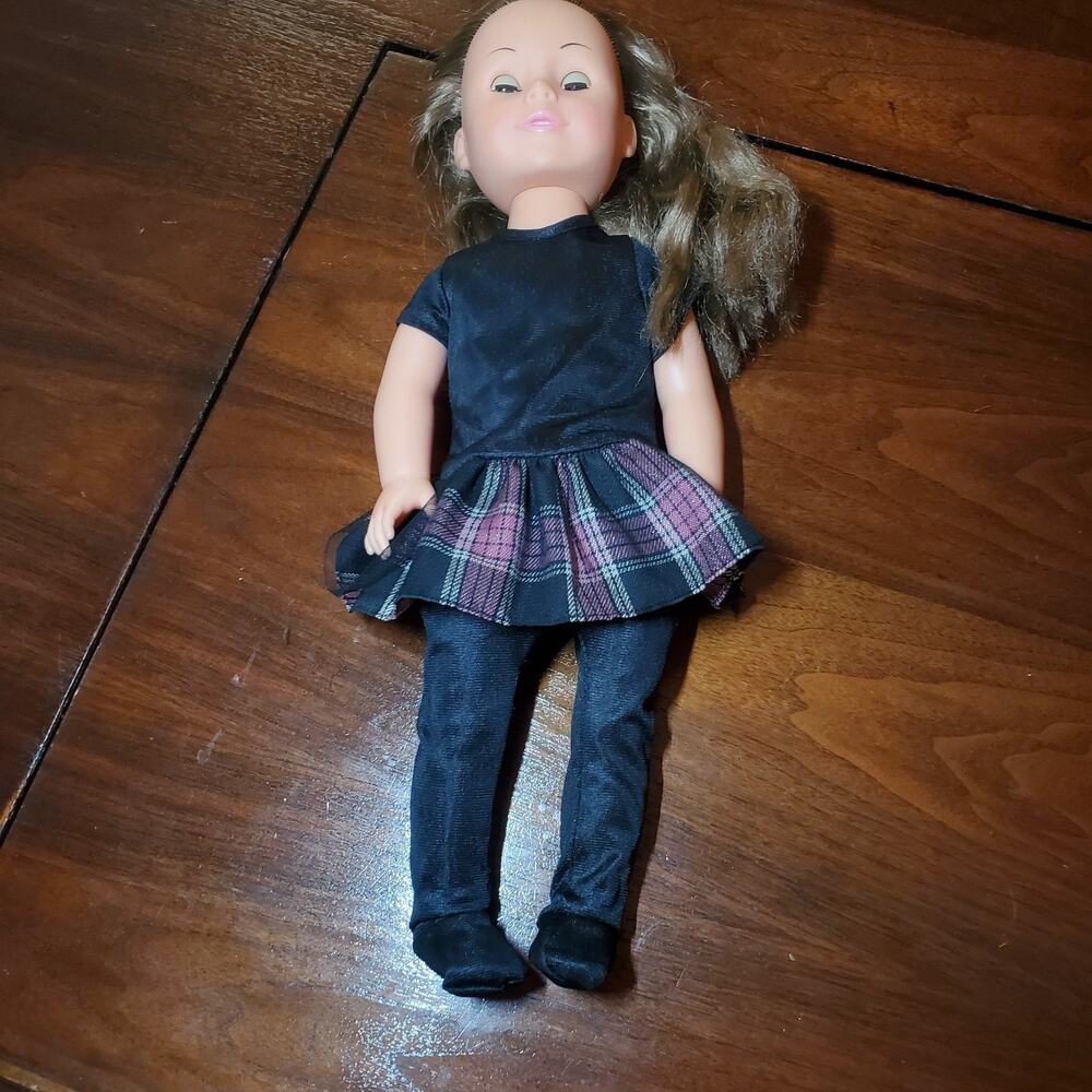 Vintage Uneeda Girl Play Doll ME67891812 Plaid Vest Denim Jeans Outfit 18 Inch